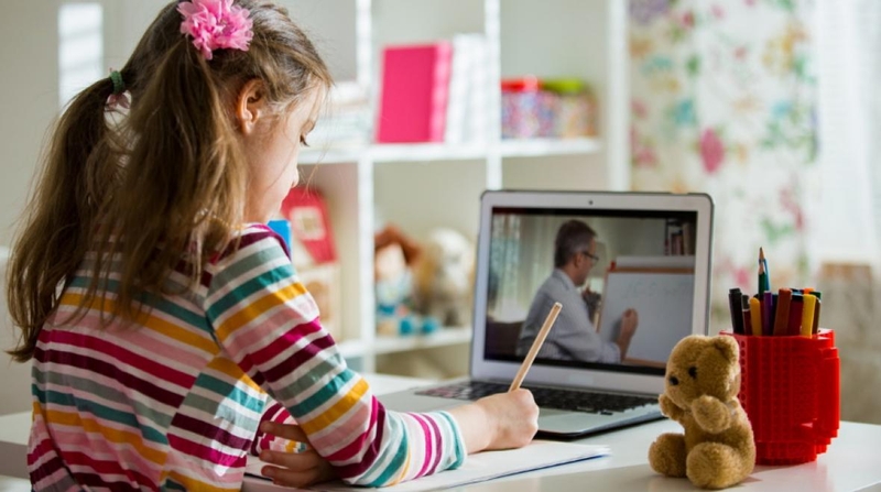 Chăm sóc mắt của trẻ bị loạn thị bẩm sinh 3