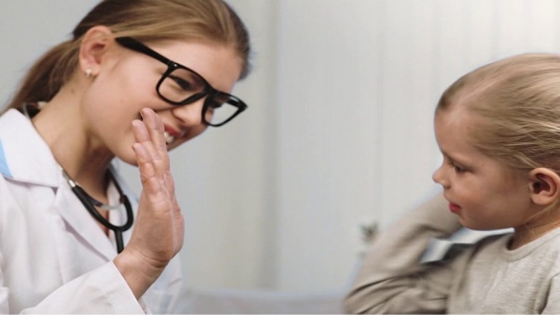 Chăm sóc và theo dõi sau điều trị bệnh u nguyên bào võng mạc ở trẻ em 3