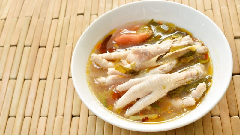 Chân gà: Thành phần dinh dưỡng và lợi ích sức khỏe bạn nên biết 3