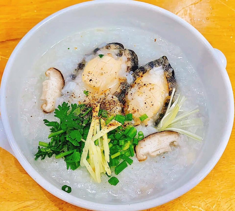 Cháo bào ngư cho bé ăn dặm hương vị truyền thống