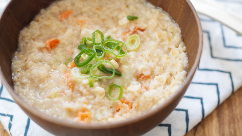 cháo cá hồi hạt sen có lợi ích gì 2