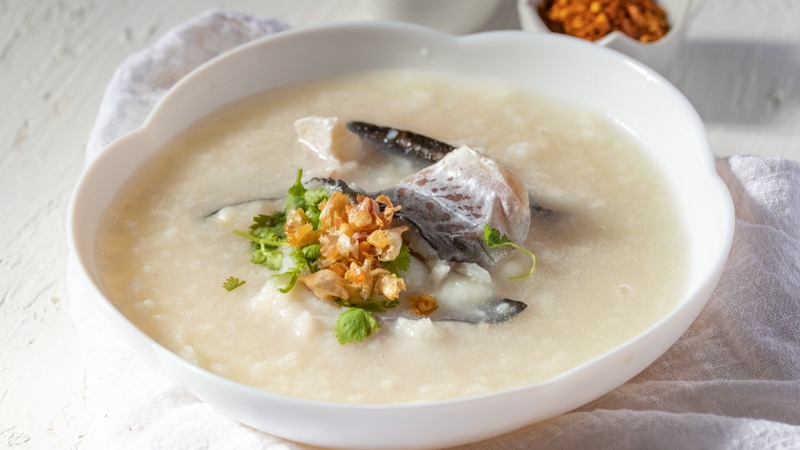 Cháo cá lóc cho bé: Bí quyết nấu ngon, giàu dinh dưỡng và an toàn cho trẻ ăn dặm 2