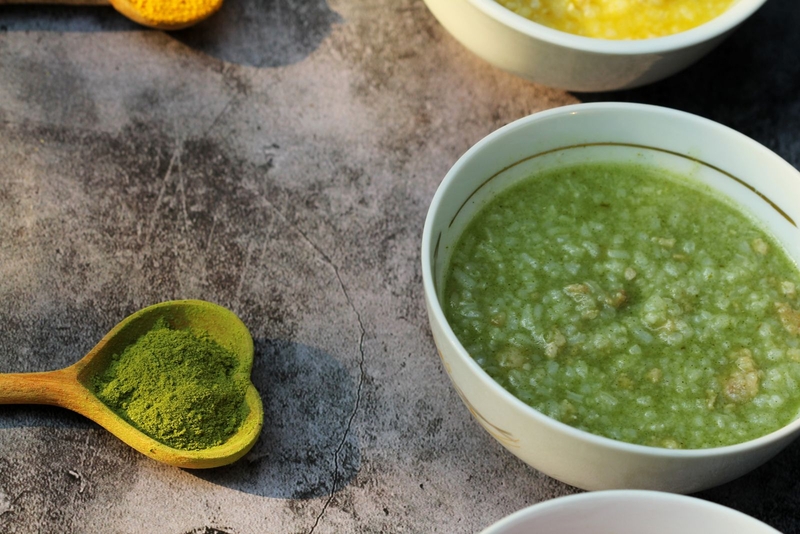 Cháo đậu cô ve cho bé ăn dặm với lê thơm ngon