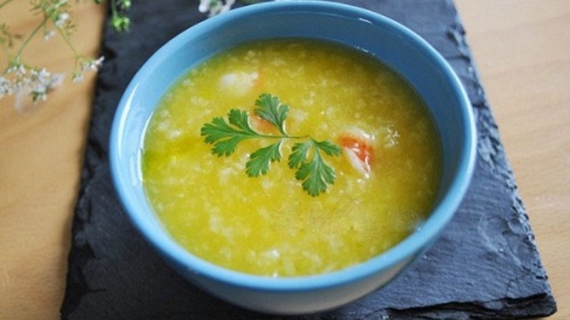 Cháo đu đủ xanh thơm ngọt với tôm và trứng gà