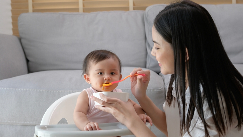 Bé mấy tháng ăn được cháo ếch là thắc mắc của nhiều mẹ bỉm