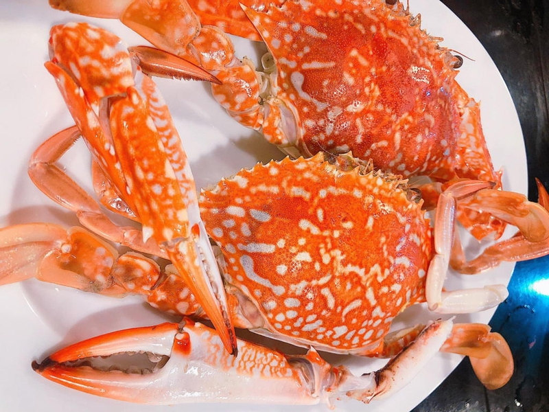 Thịt ghẹ chứa nhiều canxi, magie rất tốt cho hệ xương và sự phát triển của não