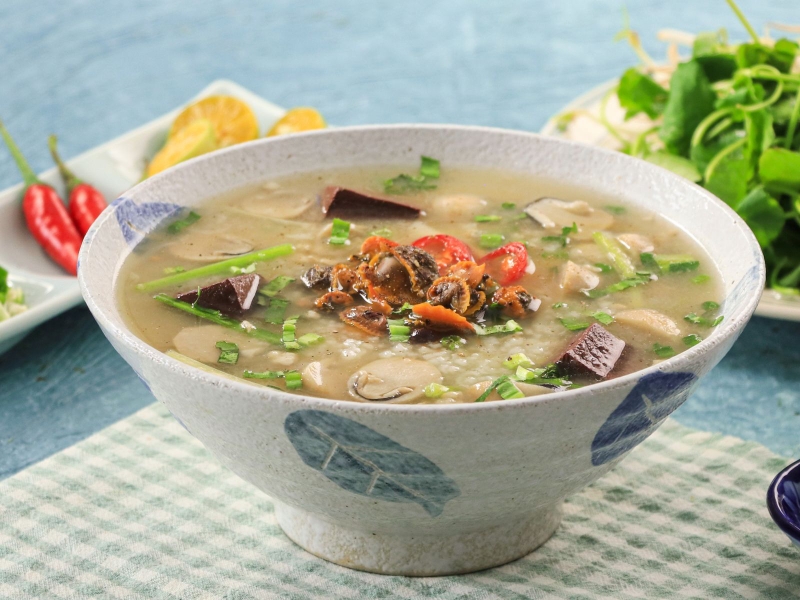 Cháo sò huyết cho bé ăn dặm thơm ngon