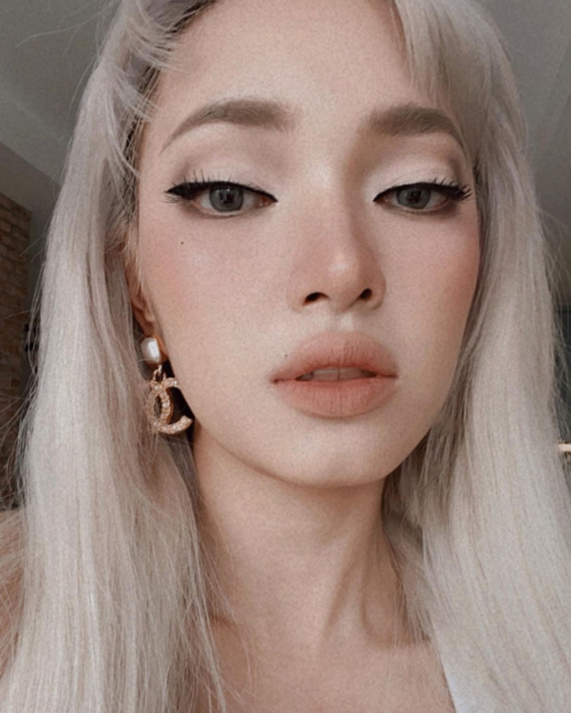 Điểm danh những màu son các nàng không nên bỏ qua trong dịp Tết này 7