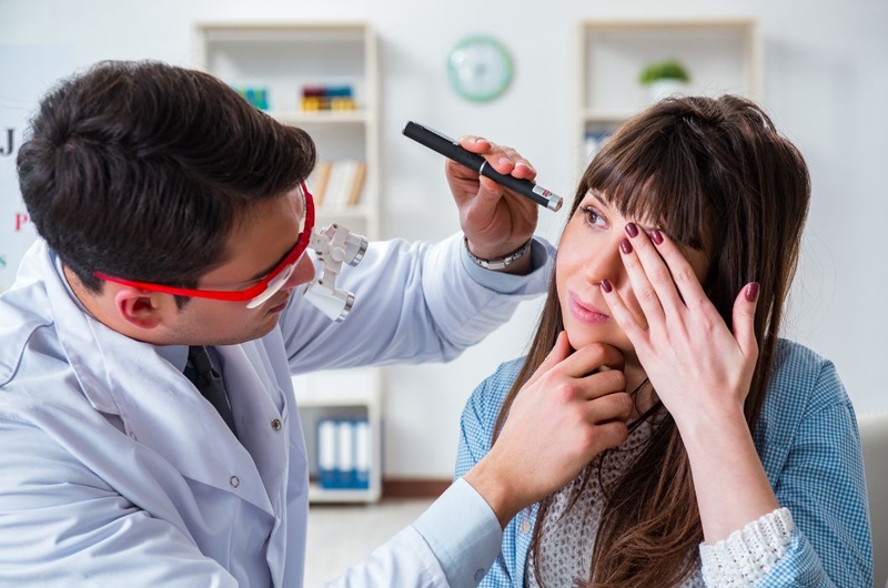 Chảy nước mắt khi ngủ là tình trạng gì? Nguyên nhân và cách khắc phục 4