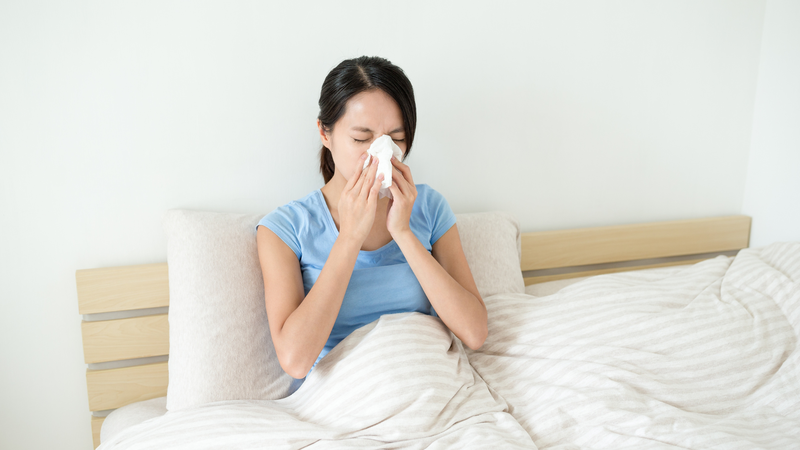 Mỗi khi nhiệt độ giảm, không ít người gặp tình trạng nước mũi chảy nhiều