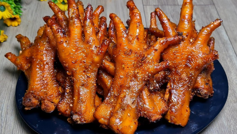 Chế biến món ngon với 3 cách ướp chân gà nướng lạ miệng 2