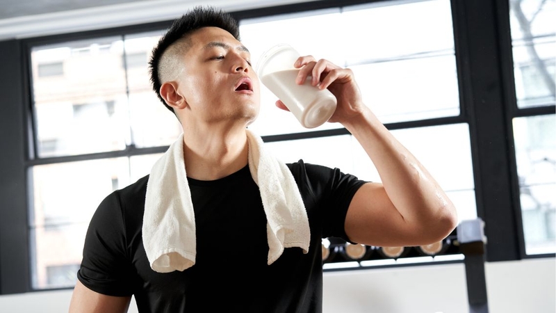 Dinh dưỡng cầu thủ cần tuân thủ các nguyên tắc nhất định