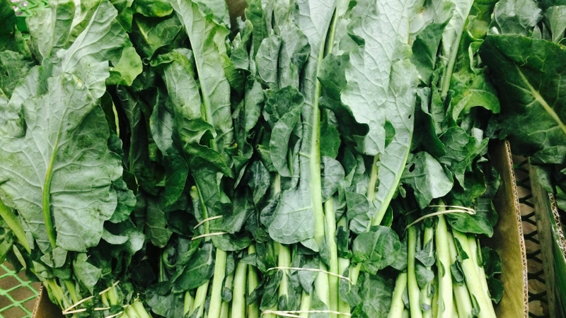 Rau xanh đậm được khuyến nghị trong nhóm thực phẩm hỗ trợ tăng trưởng chiều cao