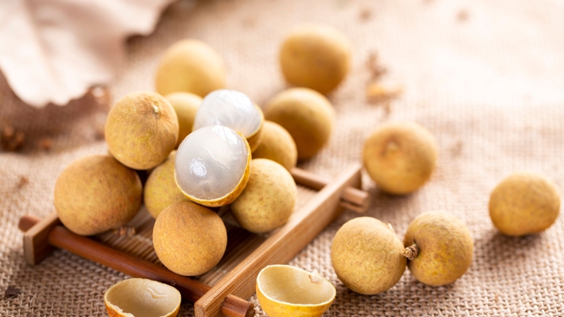 Chè hạt sen long nhãn có tác dụng gì? 2