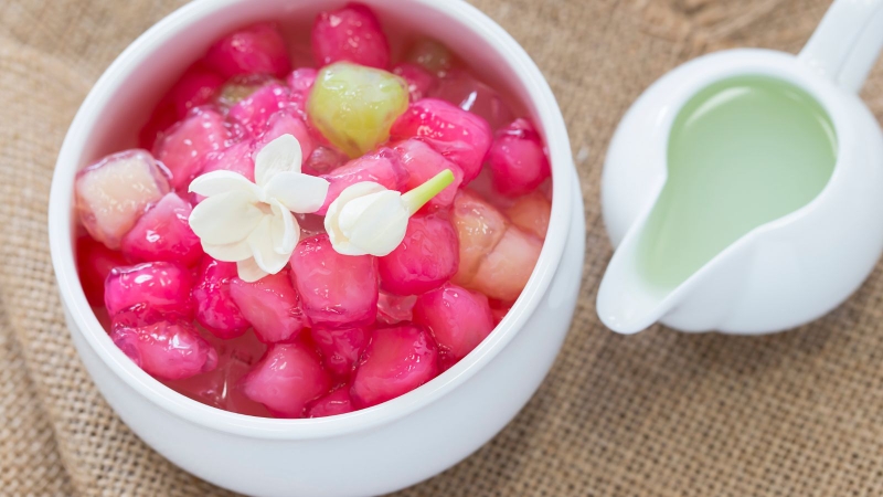 Chè khoai dẻo bao nhiêu calo? Một ly chè khoai dẻo khoảng 300 - 350g thường khoảng 280 - 420 kcal/ly