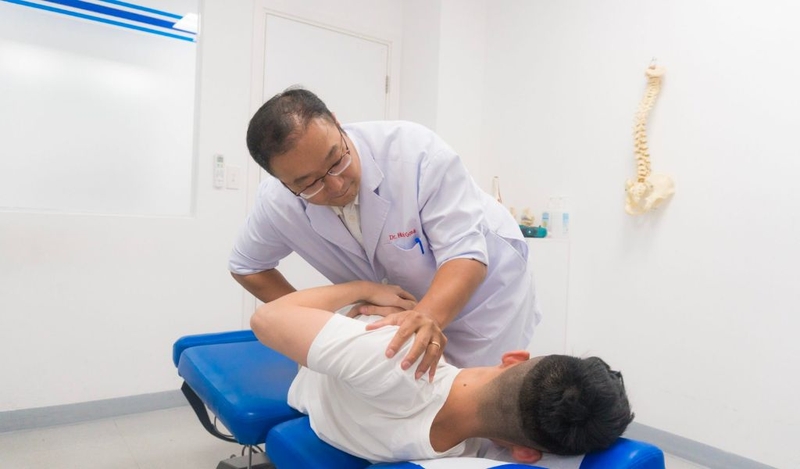 Chi phí mổ thoát vị đĩa đệm cột sống tại bệnh viện 108 bao nhiêu? 1