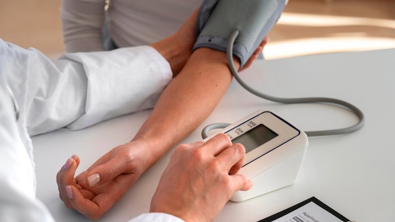 Chỉ số huyết áp 130 90 là cao hay thấp? 1