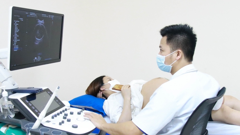 Chỉ số nước ối 60mm là bình thường hay đáng lo? Những điều mẹ bầu cần biết 4