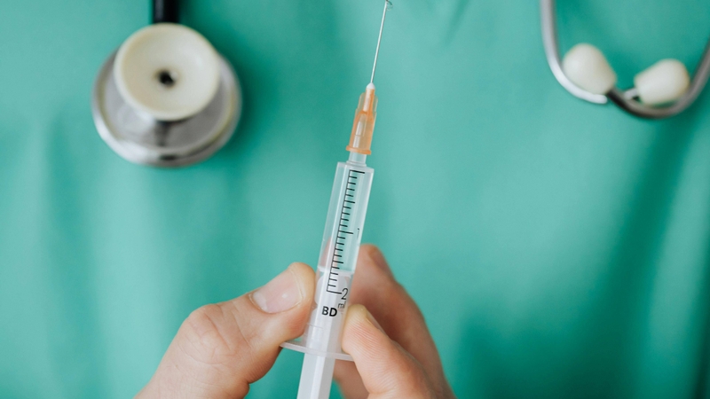 Vắc xin giúp cơ thể tạo ra kháng thể đặc hiệu chống lại virus varicella zoster