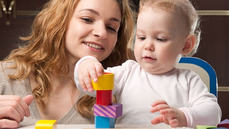 Chiều cao, cân nặng bé gái 15 tháng tuổi đạt tiêu chuẩn 2