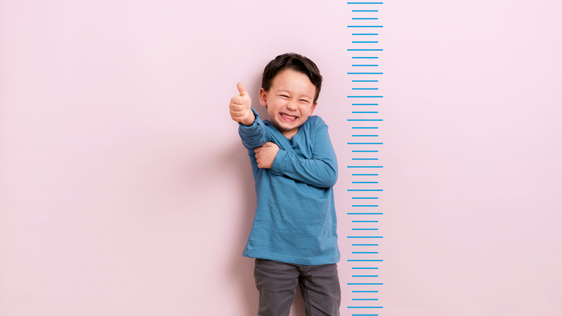 0 - 5 tuổi là giai đoạn cơ thể phát triển rất nhanh về chiều cao và cân nặng