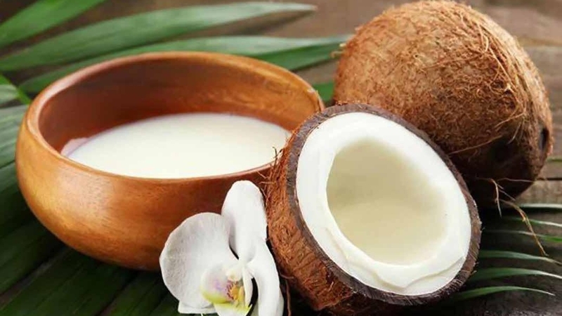 Nước cốt dừa chứa nhiều dưỡng chất phong phú