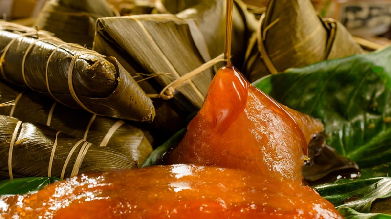 Cho con bú có được ăn bánh tro không? Những lưu ý khi mẹ bỉm ăn bánh tro 1