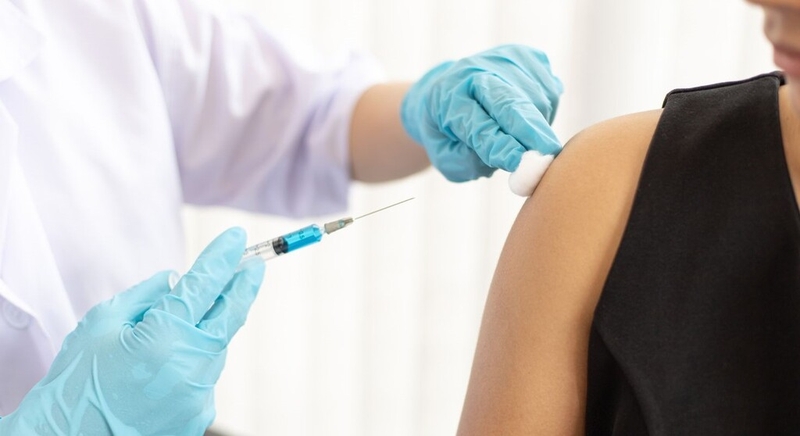 Cho con bú có được tiêm vaccine không? Bật mí địa chỉ tiêm vaccine uy tín và chất lượng 2