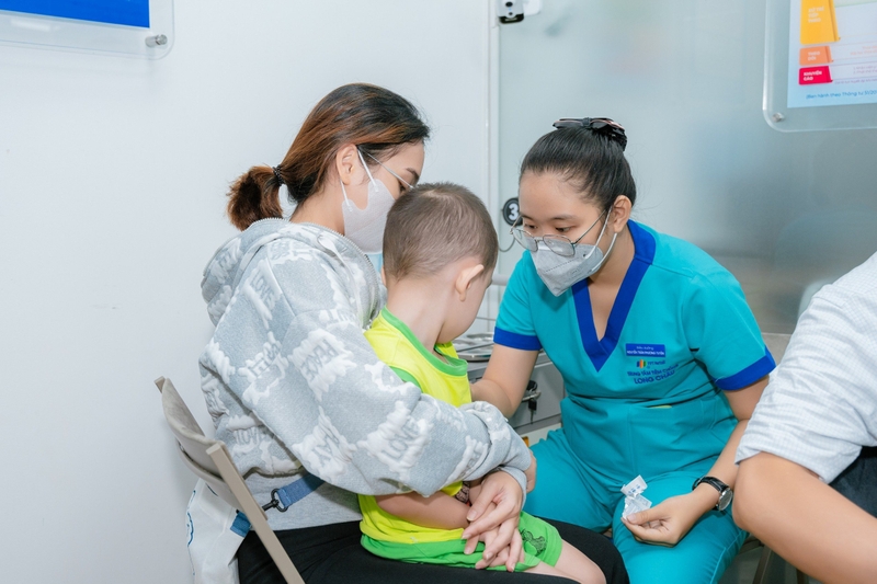 Cùng chuyên gia tìm hiểu tình trạng chỗ tiêm ngừa của bé bị sưng cứng 4