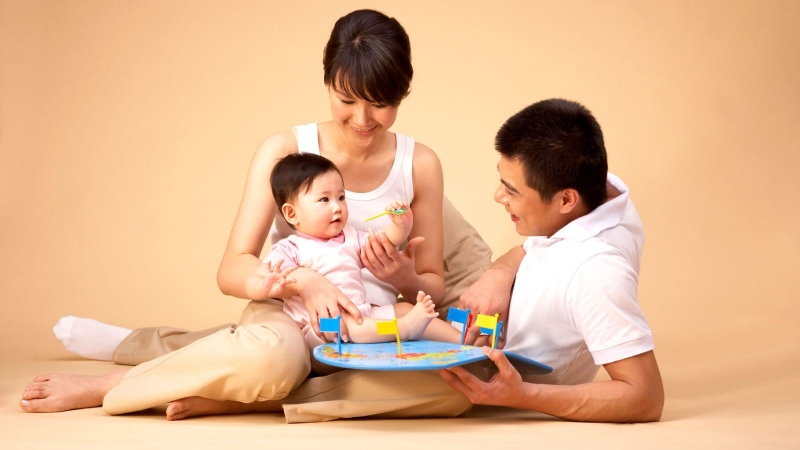 Cho bé vận động nhiều hơn trong giai đoạn 6 - 9 tháng