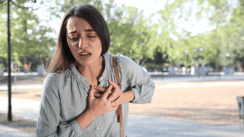 Theo Y học cổ truyền, chu sa có khả năng cải thiện tình trạng tim đập nhanh, hồi hộp