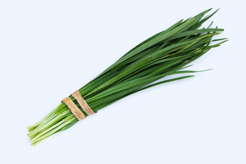 chữa khò khè cho trẻ sơ sinh bằng lá hẹ 1