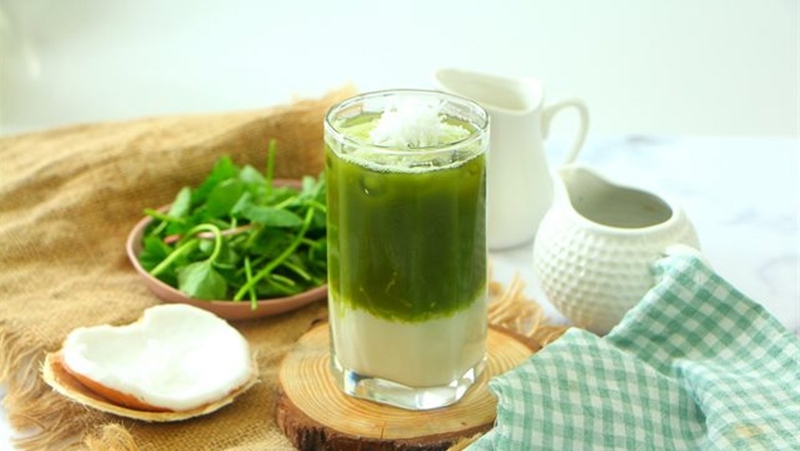 Chữa suy giãn tĩnh mạch bằng rau má như thế nào&nbsp;4