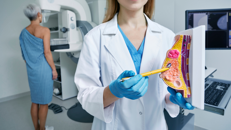 Chụp nhũ ảnh hết bao nhiêu tiền? Mức giá dao động tùy cơ sở y tế và kỹ thuật thực hiện