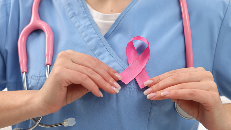 Chi phí chụp nhũ ảnh không quá cao nên sớm chủ động kiểm tra để tầm soát ung thư vú