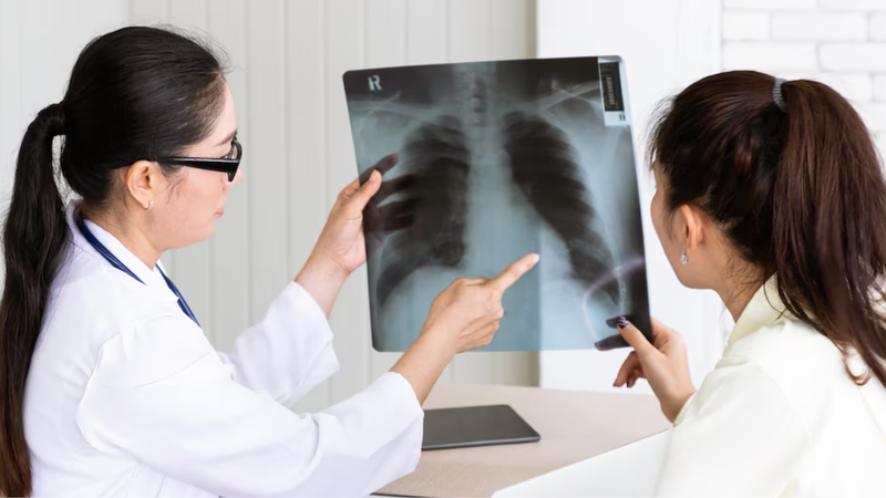 Hy vọng những thông tin trên đã giúp bạn hiểu rõ hơn về cách phòng tránh ung thư cũng như giải đáp được thắc mắc xét nghiệm máu tổng quát có phát hiện ung thư không. Hãy đến các cơ sở y tế có uy tín và chhuyeen môn cao để tầm soát ugn thư. Tại đây, bạn sẽ được hỗ trợ bởi đội ngũ bác sĩ chuyên môn cao và hệ thống trang thiết bị hiện đại, đảm bảo kết quả chính xác và an toàn. 1