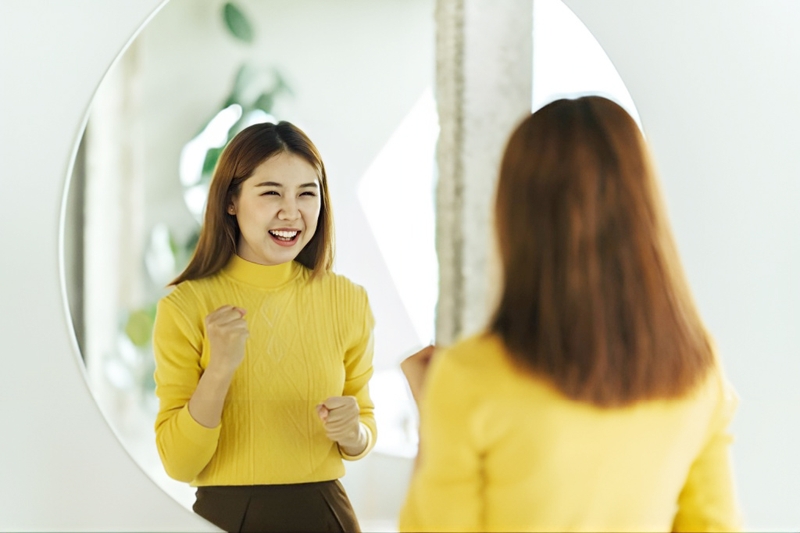 Có bình thường không khi thường xuyên nói chuyện một mình?