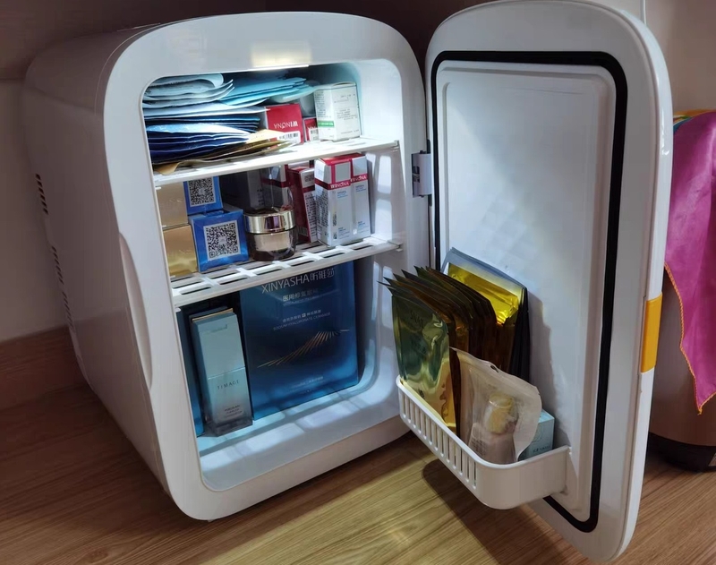 Có nên bỏ mặt nạ giấy vào tủ lạnh không? Cách bảo quản mặt nạ giấy trong tủ lạnh 4