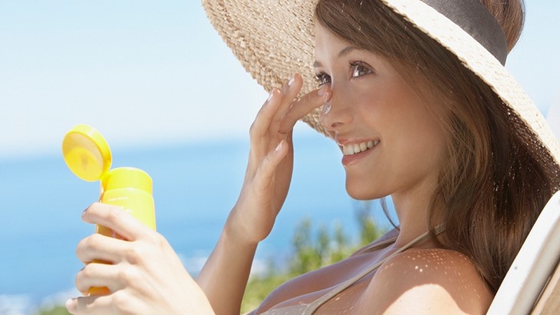 Thắc mắc: Có nên bảo quản mỹ phẩm trong tủ lạnh không? 3