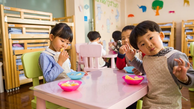 Chế độ ăn đa dạng giúp trẻ 5 tuổi phát triển khỏe mạnh