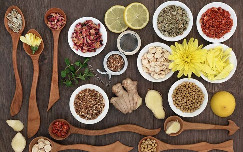 Có nên điều trị ung thư máu bằng thuốc nam? 2