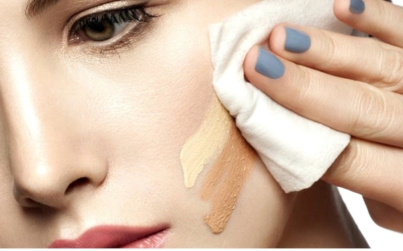 Có nên dùng bông y tế tẩy trang? 3