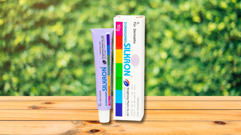 Khi tìm đến các phương pháp trị mụn, nhiều người thường thắc mắc có nên dùng thuốc 7 màu trị mụn