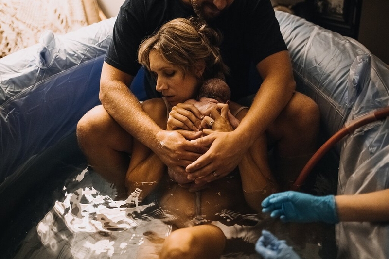 Có nên sinh con tại nhà không? Những rủi ro có thể gặp phải khi sinh con tại nhà 4