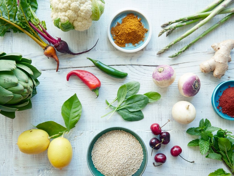 Có nên thêm gia vị cho bé ăn dặm 6 tháng tuổi? Điều cha mẹ cần chú ý khi trẻ ăn dặm 4