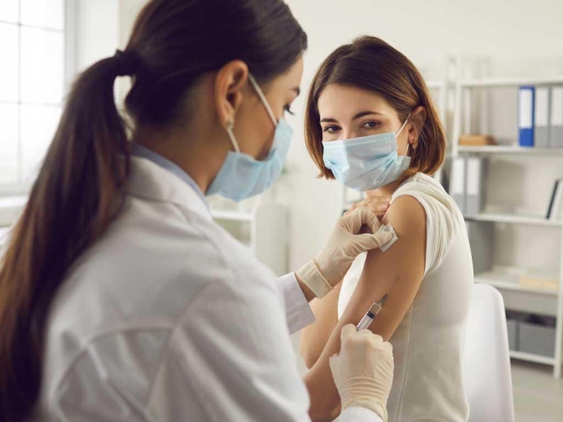 có nên tiêm viêm màng não mô cầu bc không 3