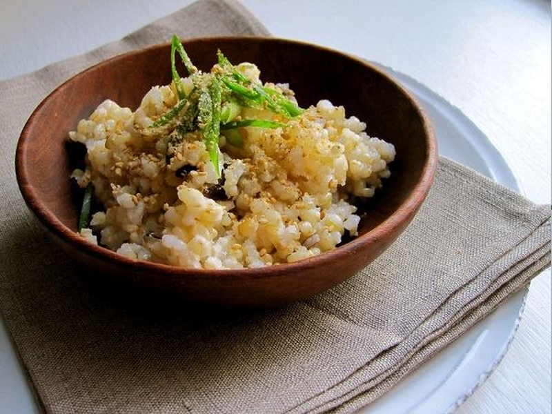 Phương pháp ăn thực dưỡng gạo lứt muối mè 2