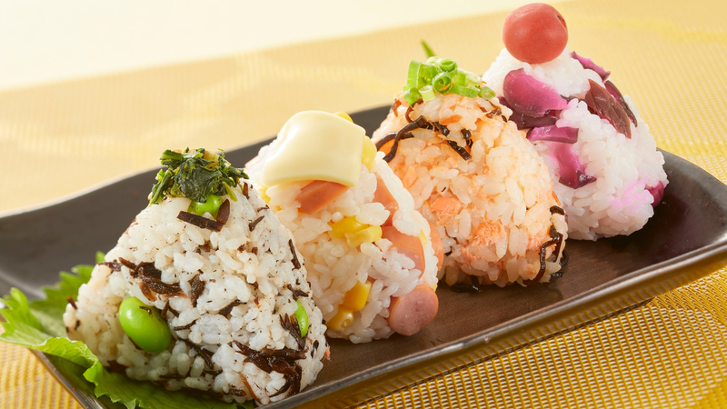 Cơm nắm bao nhiêu calo? Lượng calo trong cơm nắm phụ thuộc vào loại gạo, phần nhân, kích thước và cách chế biến