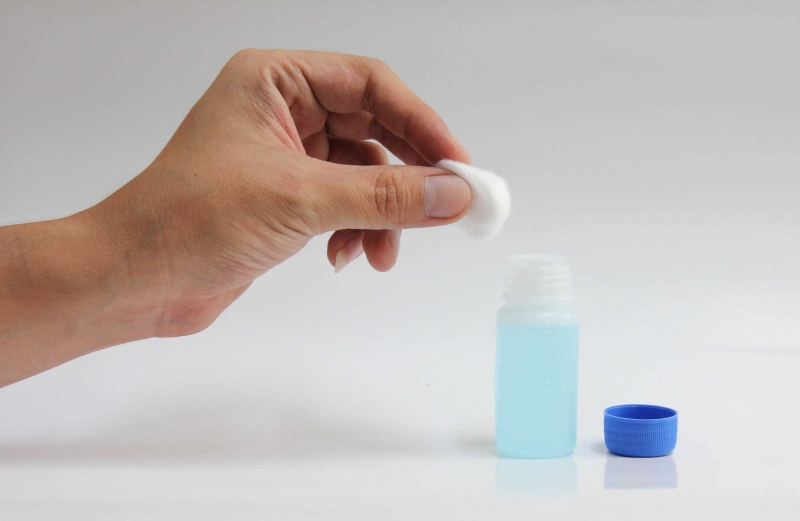 Cồn 70 độ có tác dụng gì và lưu ý khi dùng 2