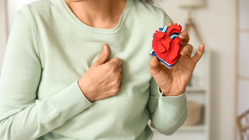Hiểu rõ cơn đau thắt ngực điển hình giúp người bệnh nhận biết sớm dấu hiệu cảnh báo